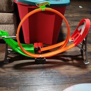 Hot Wheels Action Power Shift Motorized Raceway Track